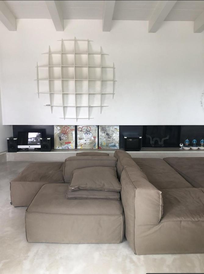 Сasa de vacaciones Modern Luxury Pool House